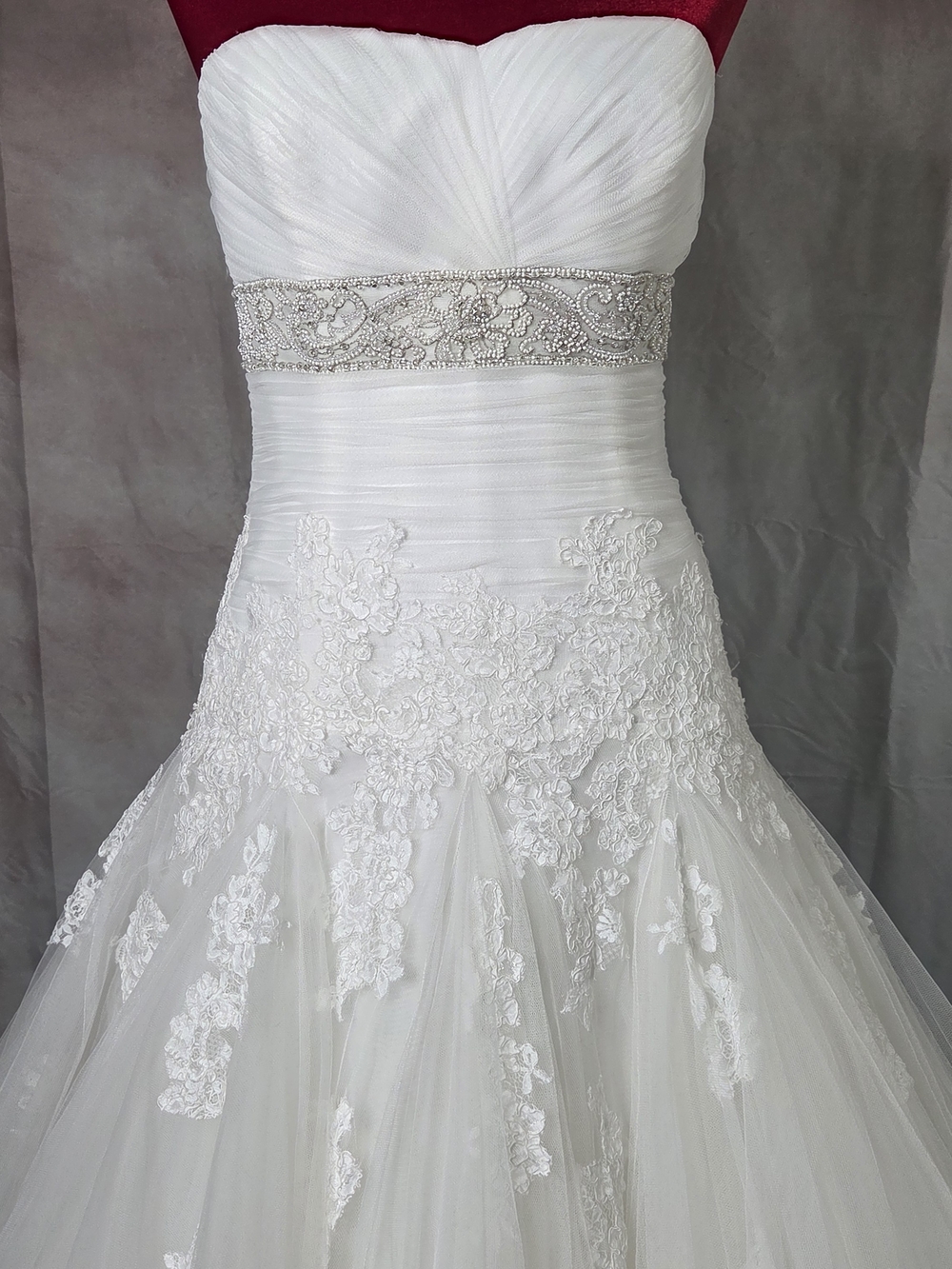 Blue By Enzoani Wedding Dress Size 12 - Picture 5 of 16